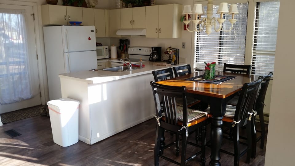 Fully equipped kitchen