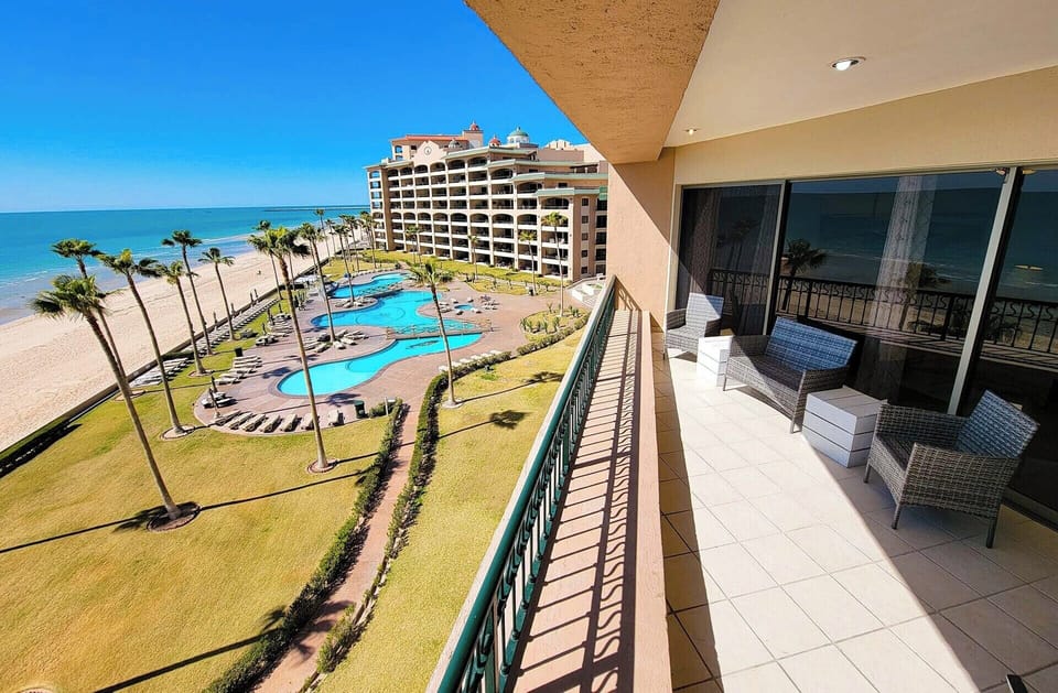 Balcony & Excellent Views