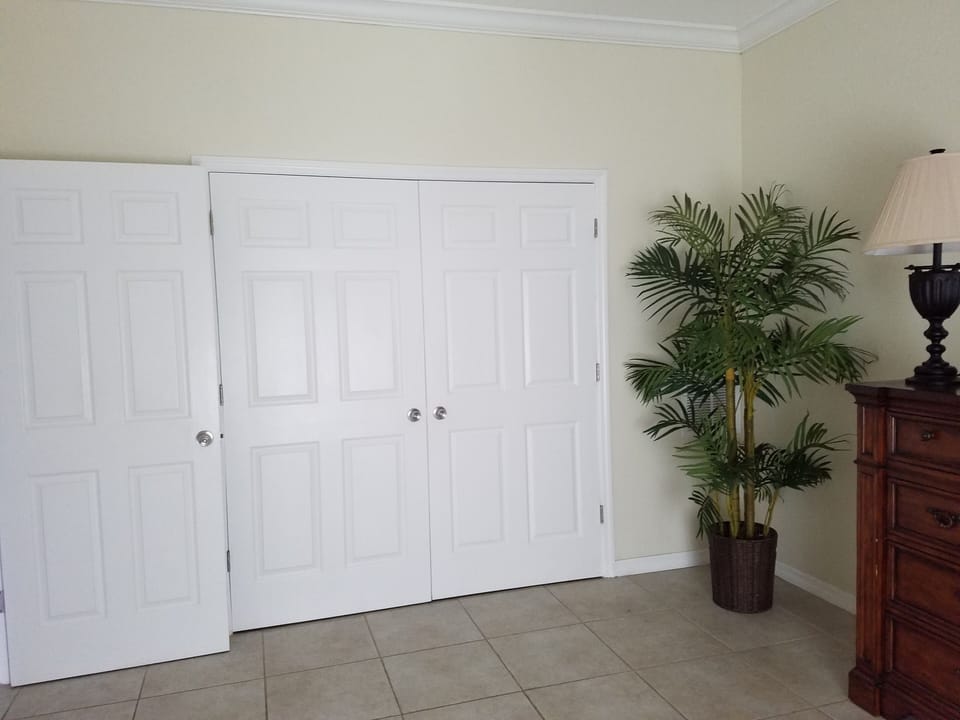 Tropics bedroom closet
