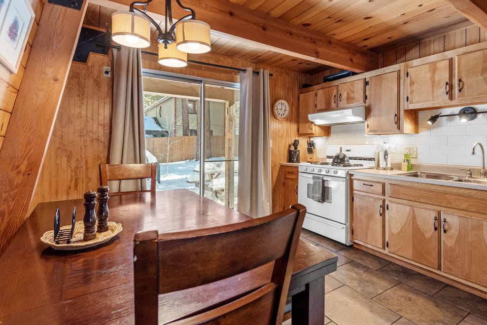 Nice Subway tile backsplash