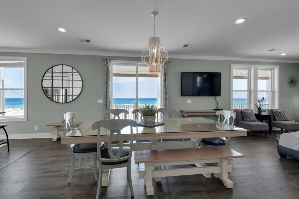 Enjoy family meals with a view of the Gulf, can't say enough about the views