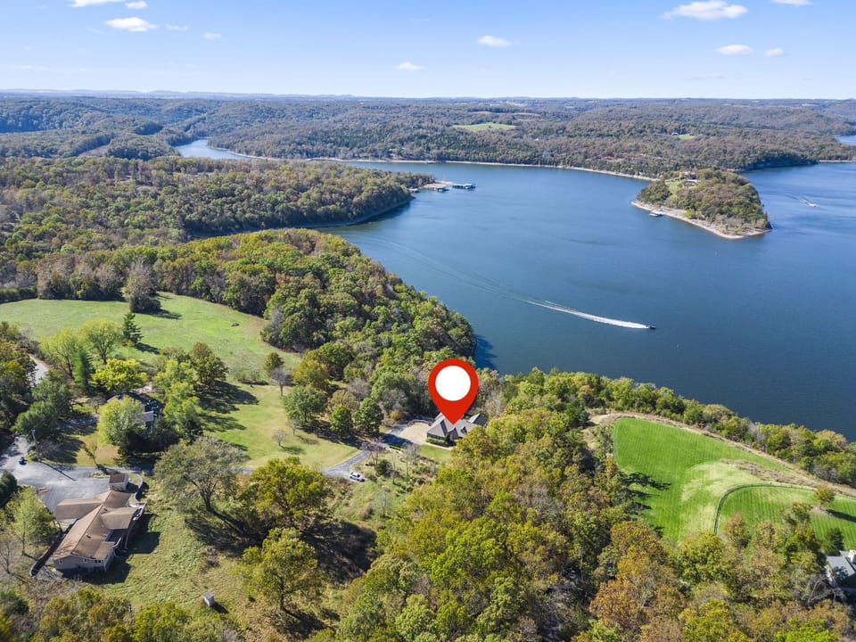 Great location! Right next to Table Rock Lake!