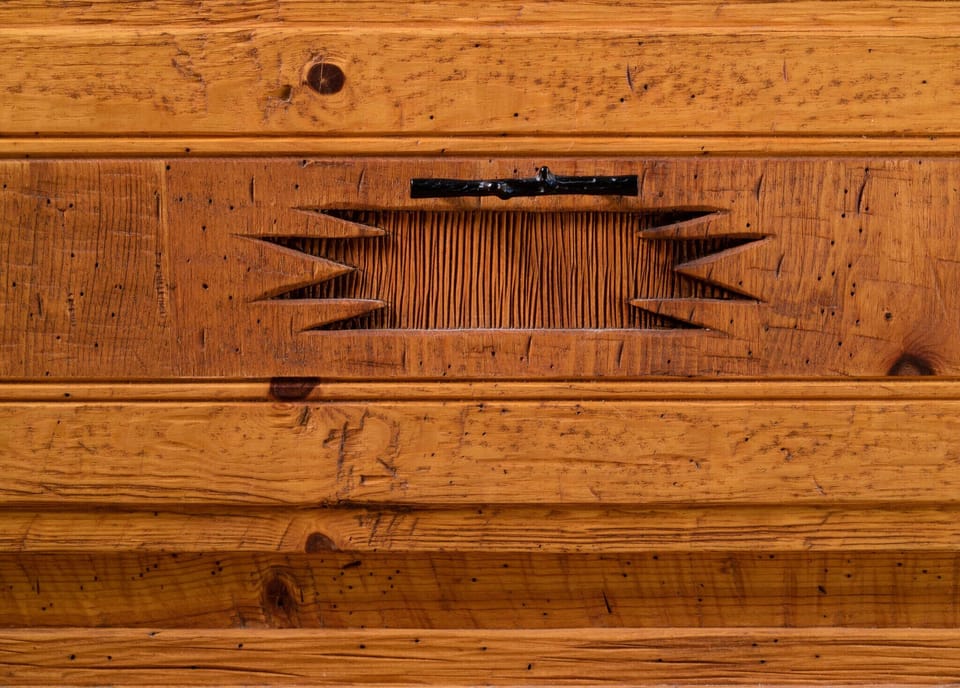 Cabinetry motif