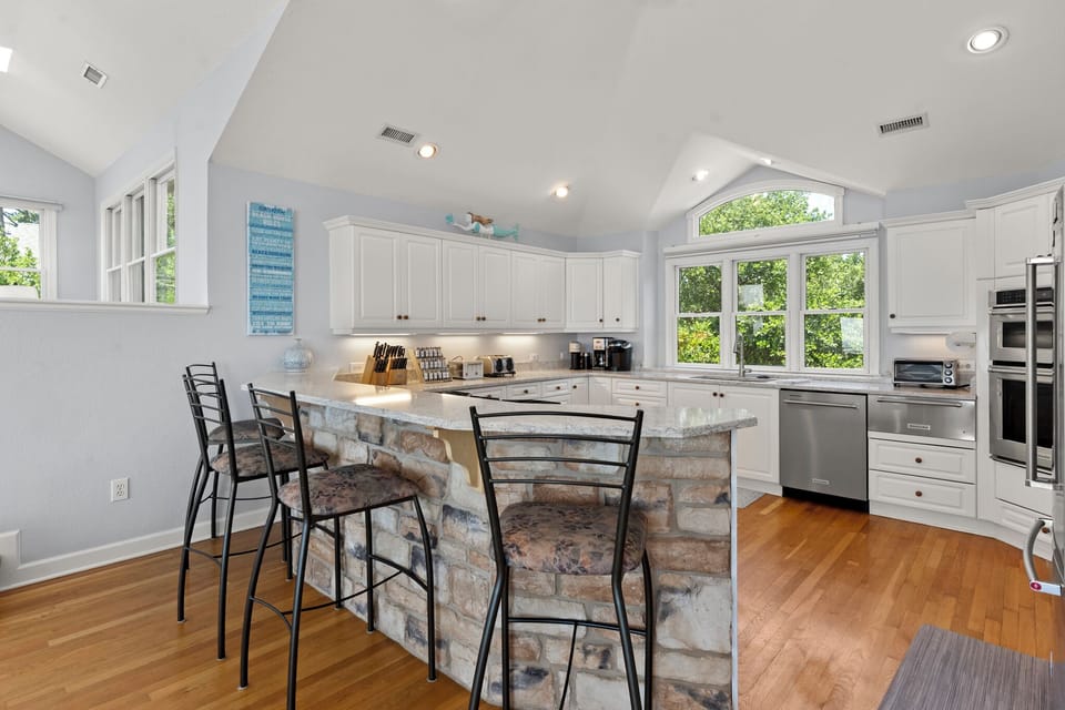 CL342: La Dolce Vita | Top Level Kitchen