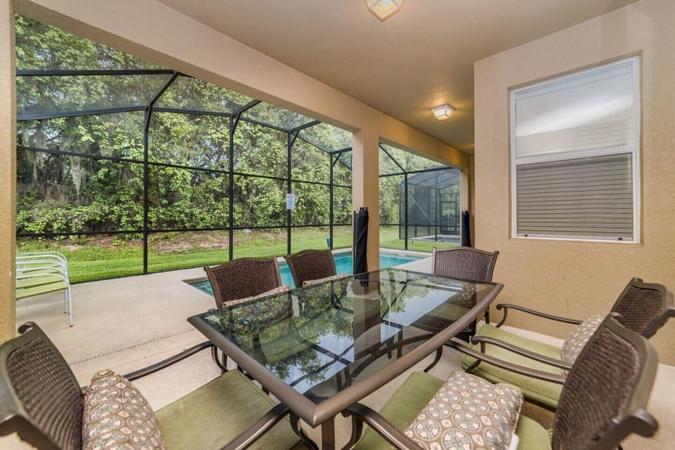 Sweet Home Vacation Home Rentals, Top Resorts Florida Paradise Palms