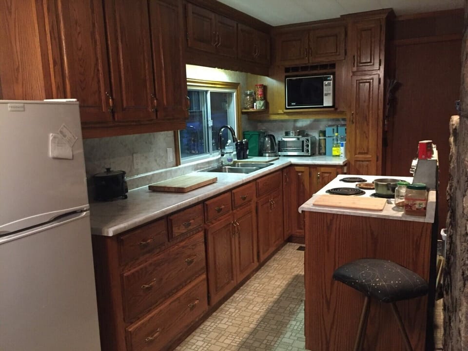 Another view of the kitchen (normally bright but this was taken at dusk)