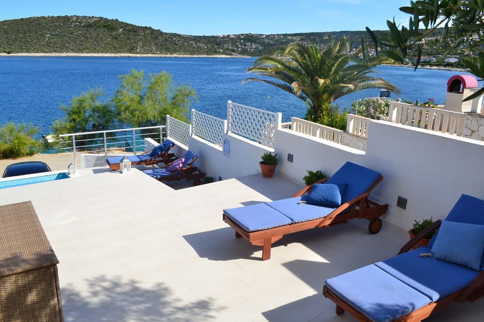 pool area