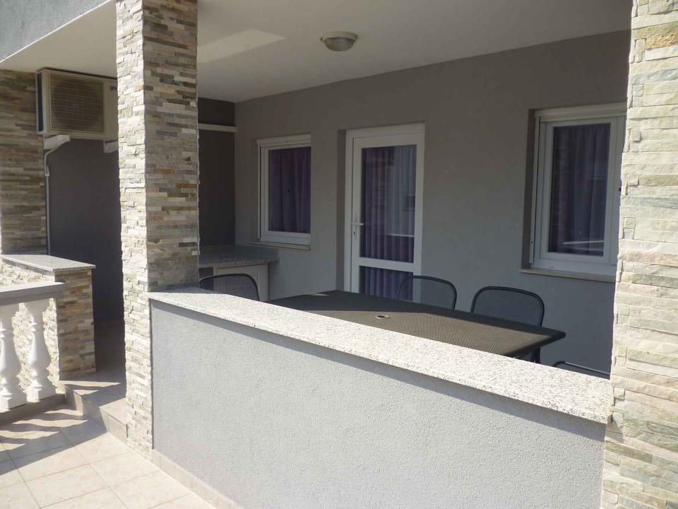 terrace