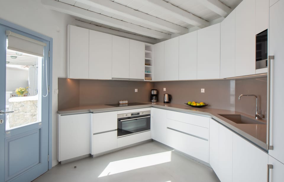 Brand new custom made kitchen