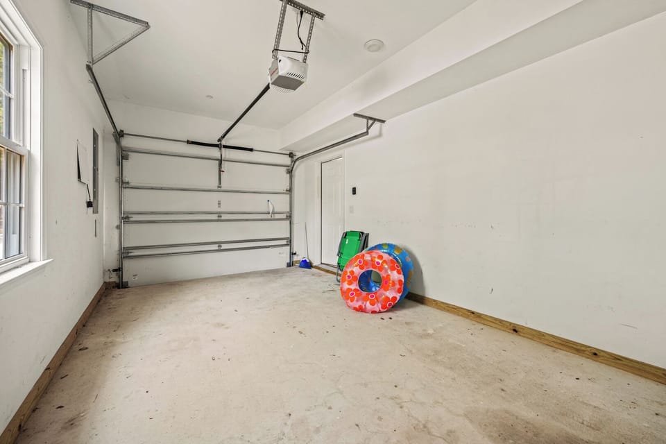 Garage for Guest Use