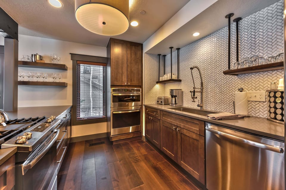 Fully-Equipped Kitchen