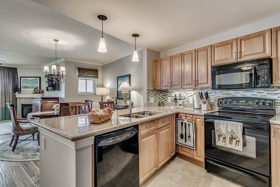 Kitchen has plenty of counterspace