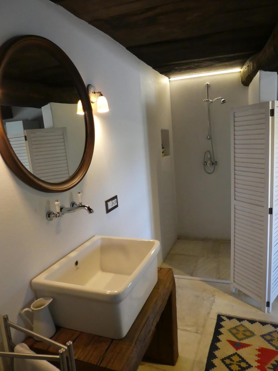 Walk in shower