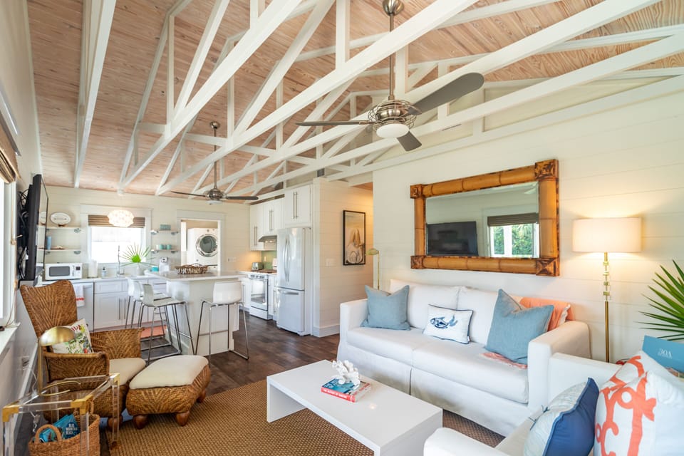 Open floor plan, vaulted ceiling Kitchen & Living Room, Bluefish Beach Cottage 🐟