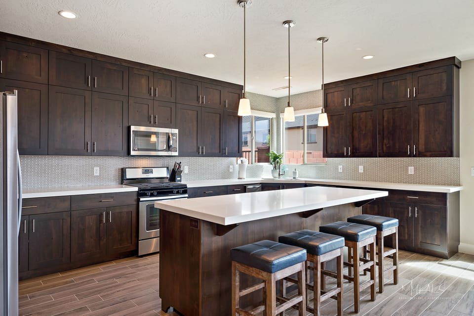 Fully stocked kitchen and plenty of counter space to prepare meals. 