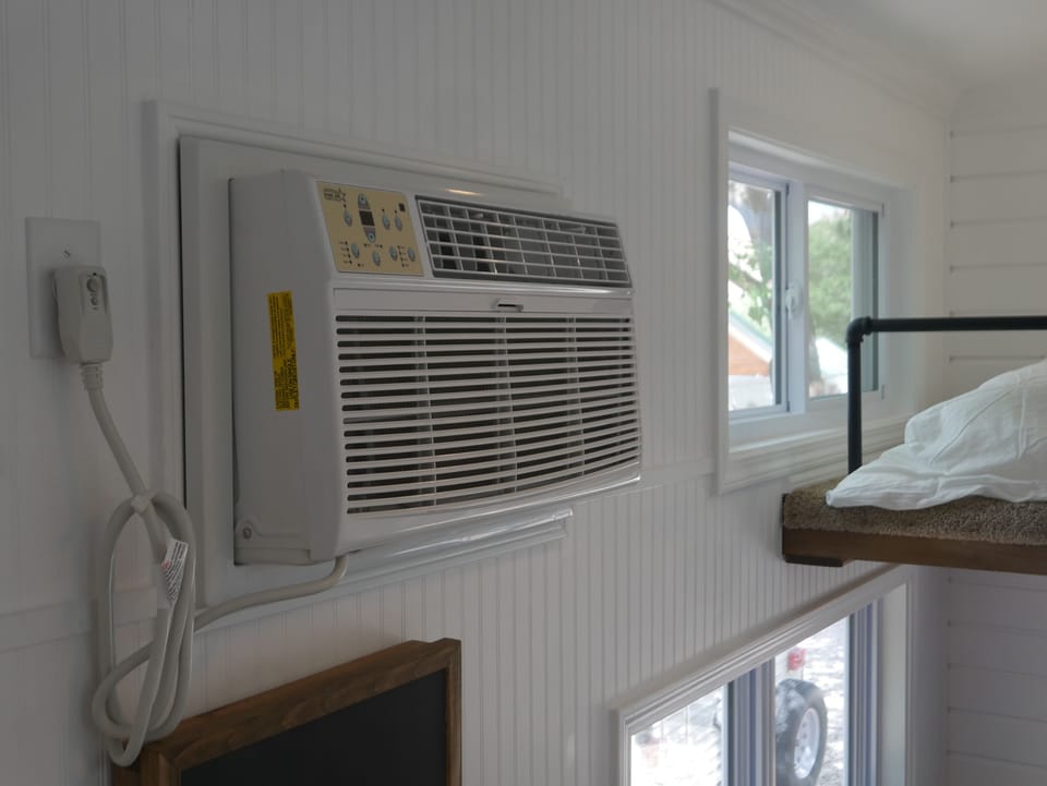 Heat/Air conditioner.