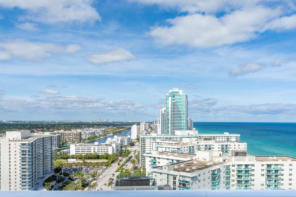 4111 S Ocean Dr Unit 1908-print-015-018-DSC 2648-4200x2800-300dpi