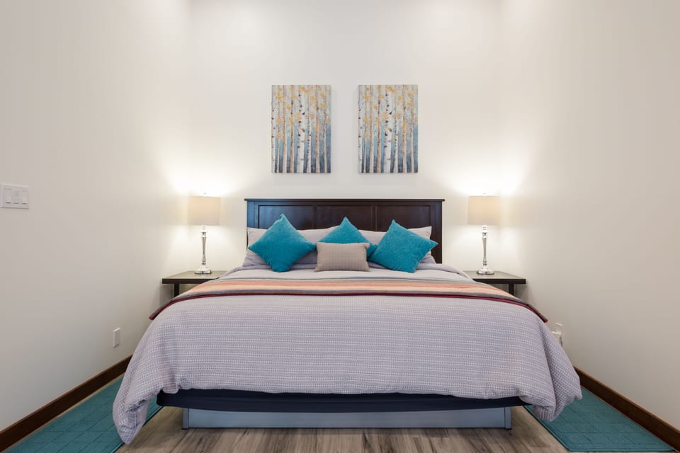 King Bed (KLUFT)