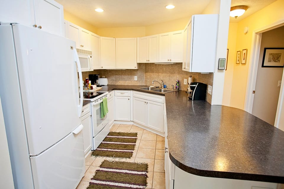 Kitchen, Upper Level Peterson Creek Retreat