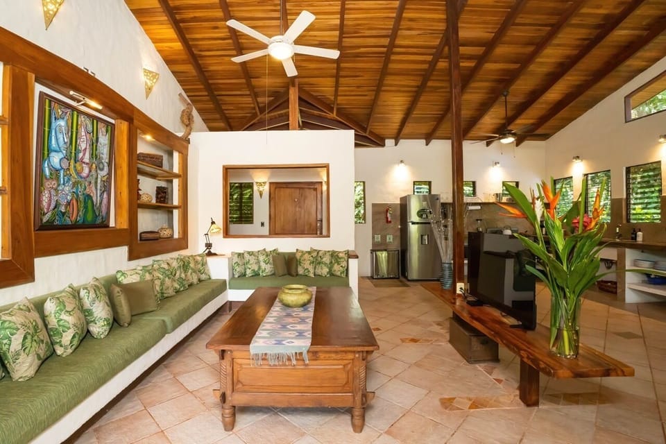 Toucan Villa Family home w/ Private Pool, Garden (2405)