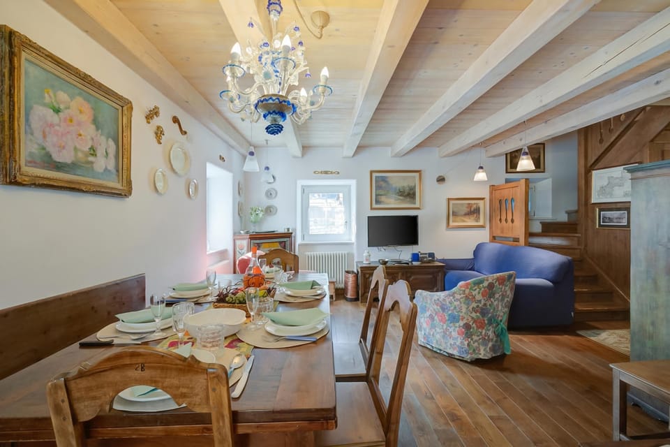 Living and dining room