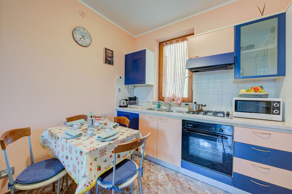 Kitchen and dining area