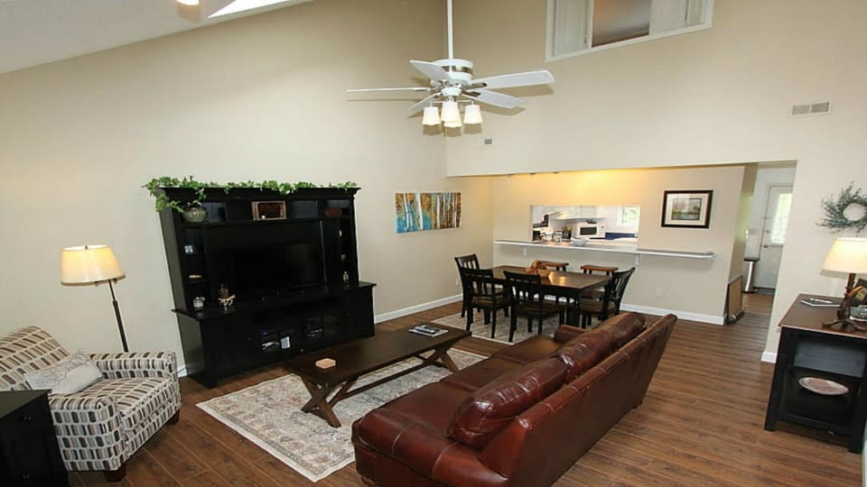 overview of family room, dining room and kitchen