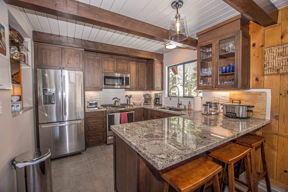 Edelweiss Escape - Kitchen
