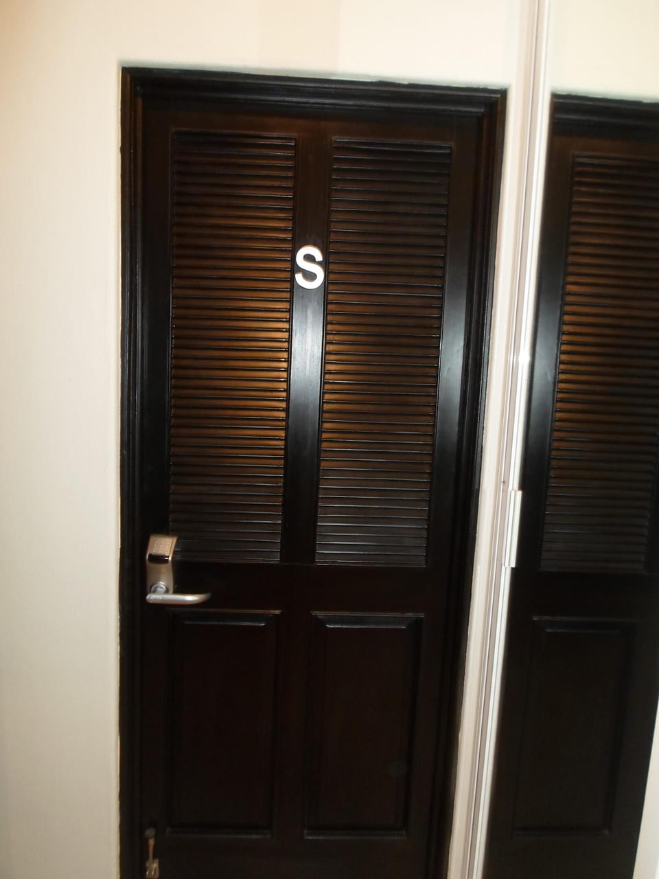 Entry door number coded. hassle free of keys or cards