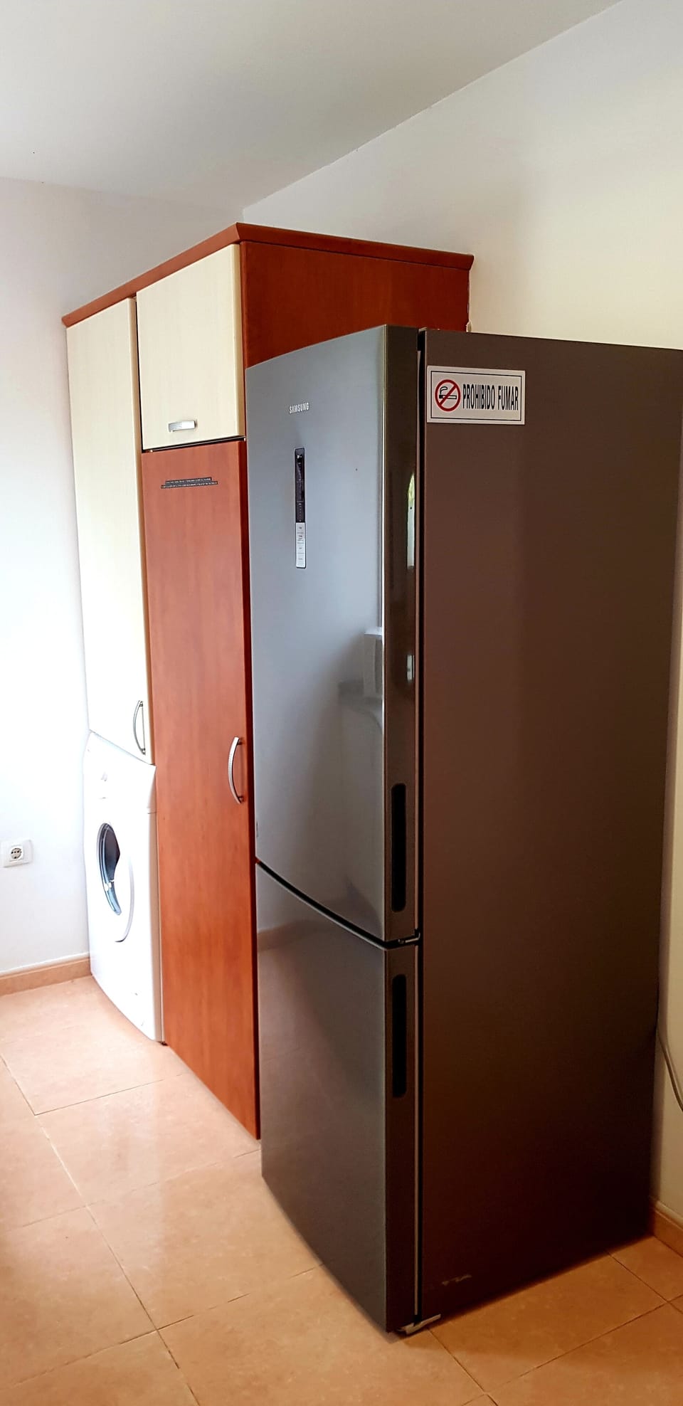 Large fridge freezer