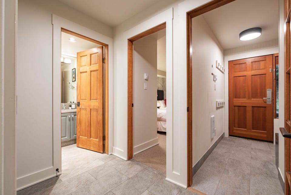 Property entrance: Hallway