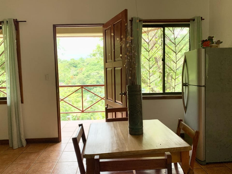 EcoCondo #7 Serviced Apartments in Quepos w/ Pool (1618)