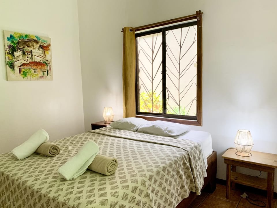 EcoCondo #7 Serviced Apartments in Quepos w/ Pool (1605)