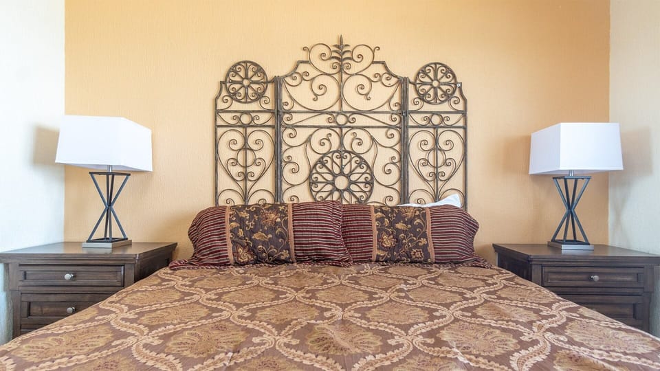 Queen bed in the third bedroom.