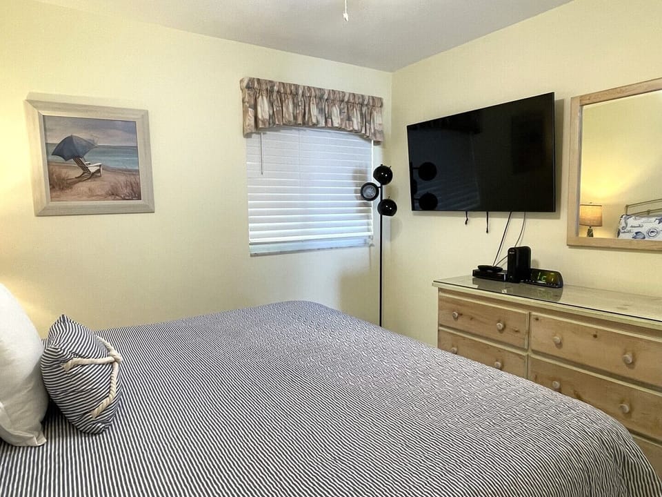 Bedroom with King Bed