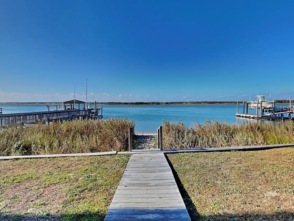Private Walkway to Water