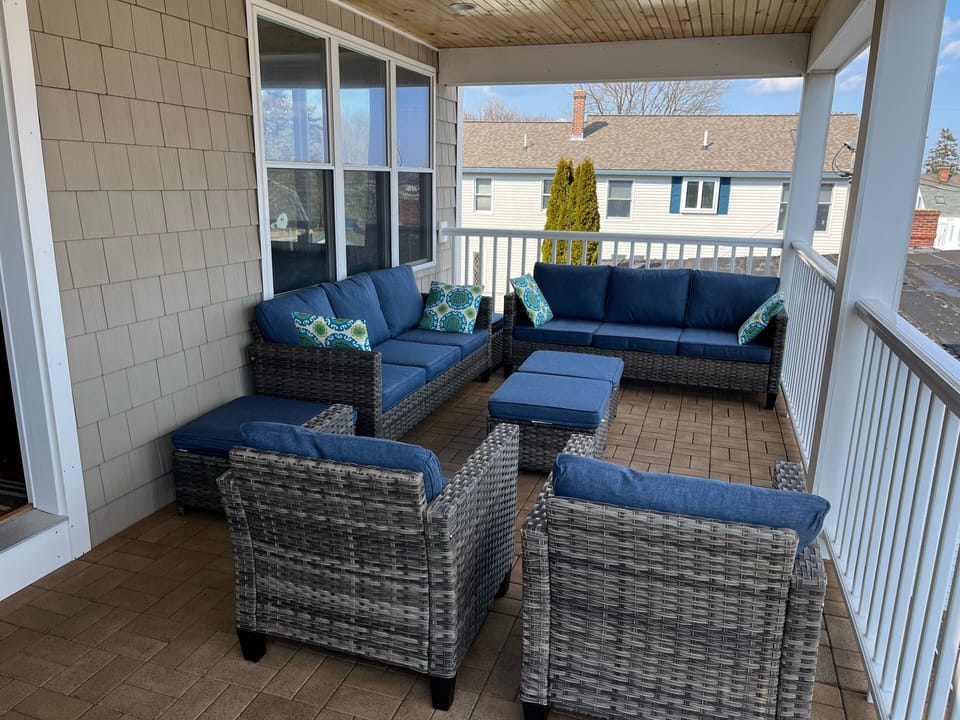 Second floor porch with ocean views