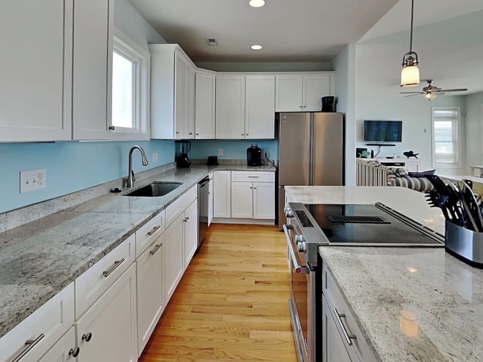 Fully Equipped Kitchen with Stainless Steel Appliances