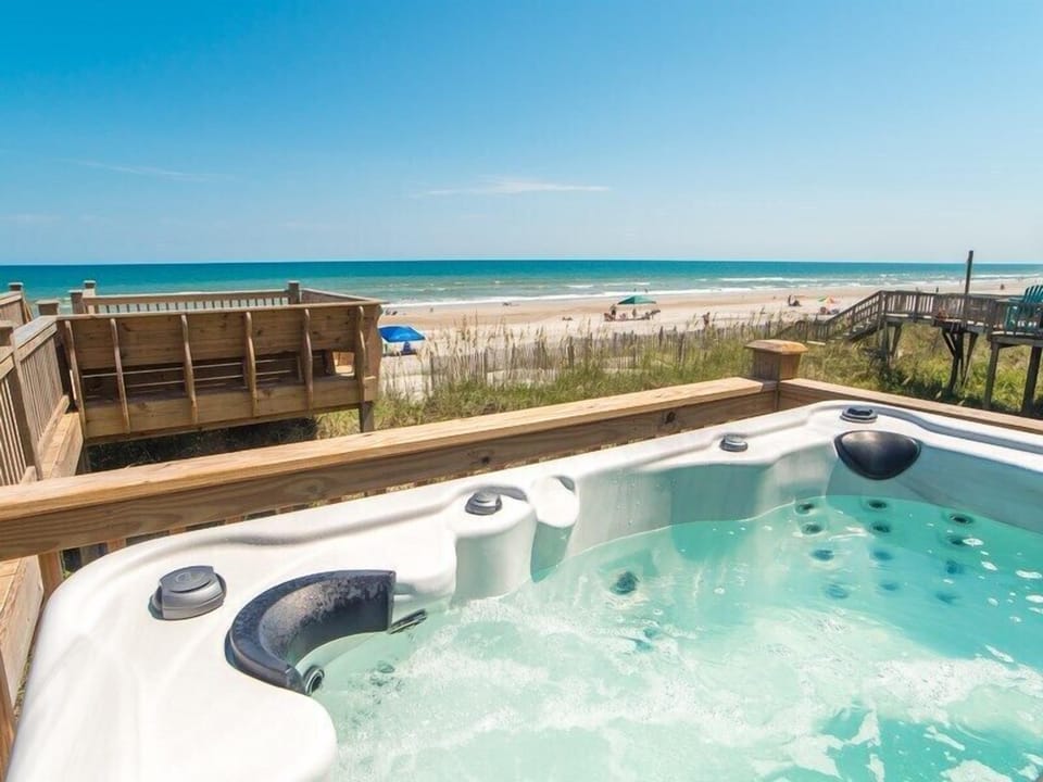 Private Hot Tub w/Ocean Views
