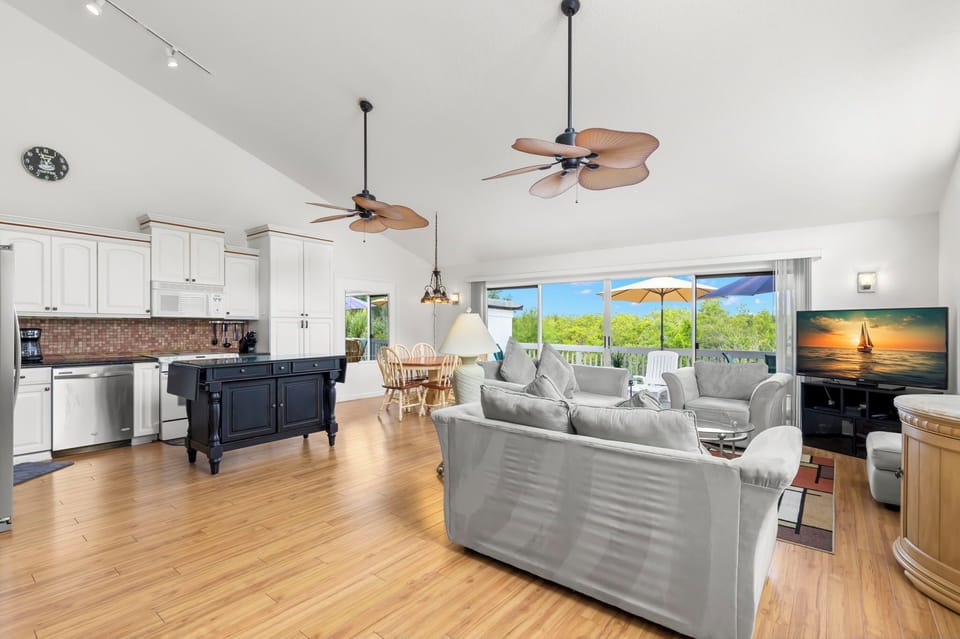 Perfect for entertaining and watching your favorite shows with friends