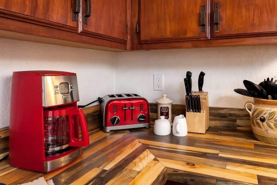 Very cool counters and all supplies.