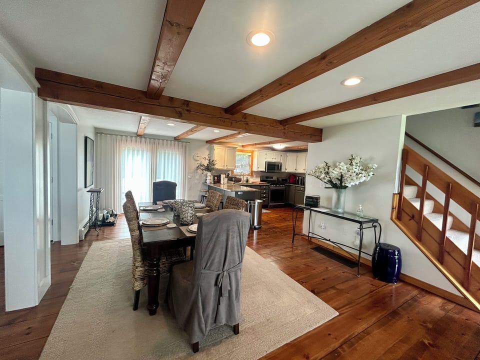 Dining room. 