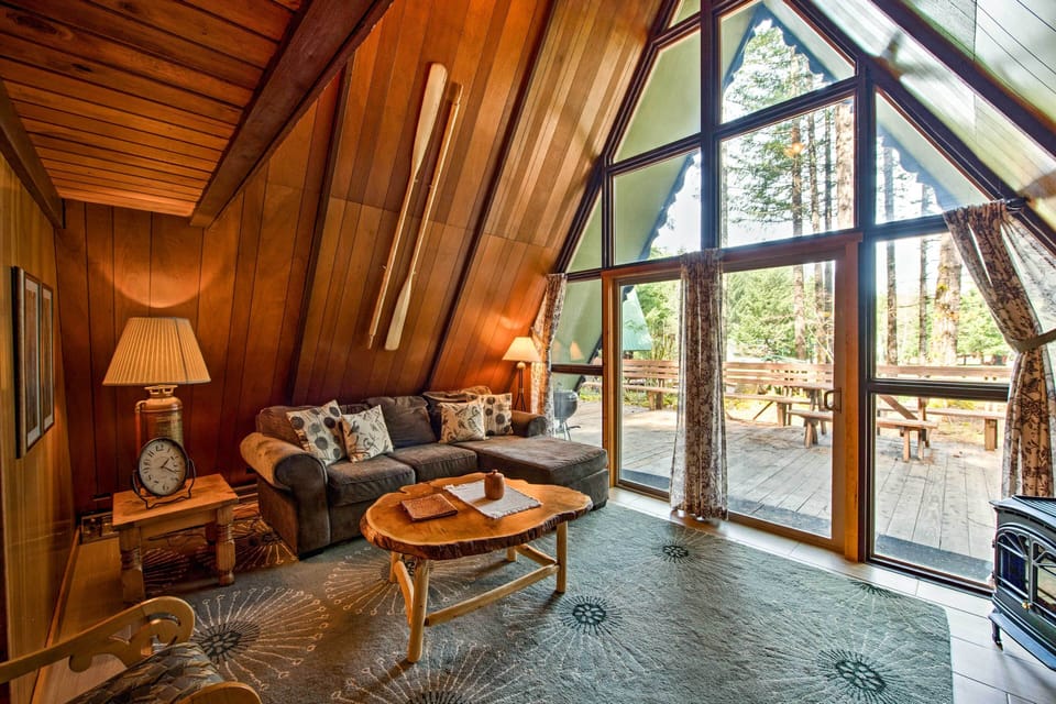 Living Room | Full Sleeper Sofa | Free WiFi | DVD Player | Heated Floors