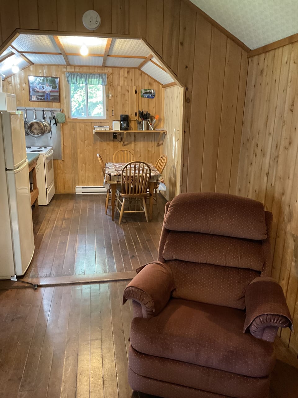 Full kitchen