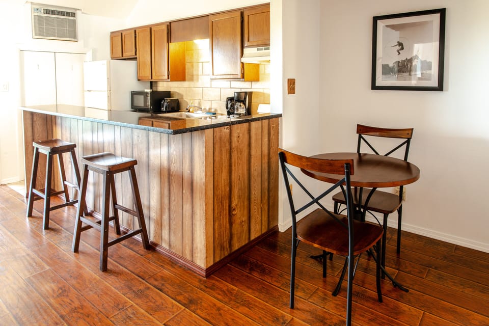 Kitchen and bar