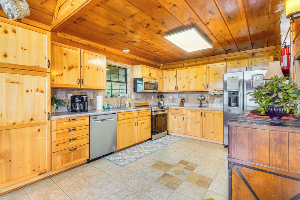 Kitchen | Cooking Basics | Coffee Maker | 1st Floor
