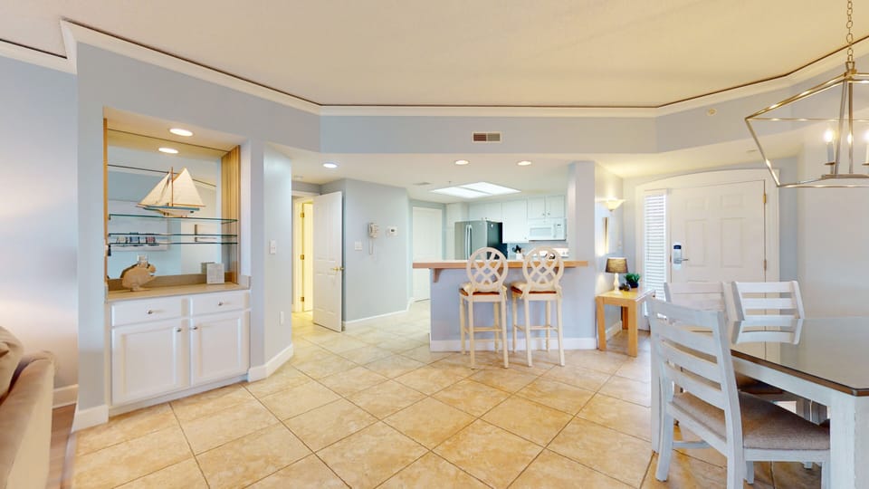 Spacious Open Floor