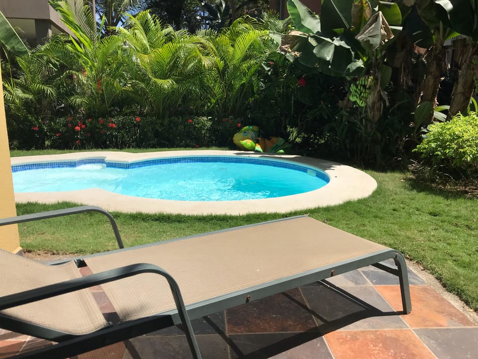Private Pool 