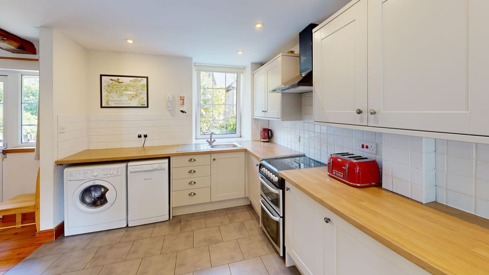 Farmhouse Style Kitchen