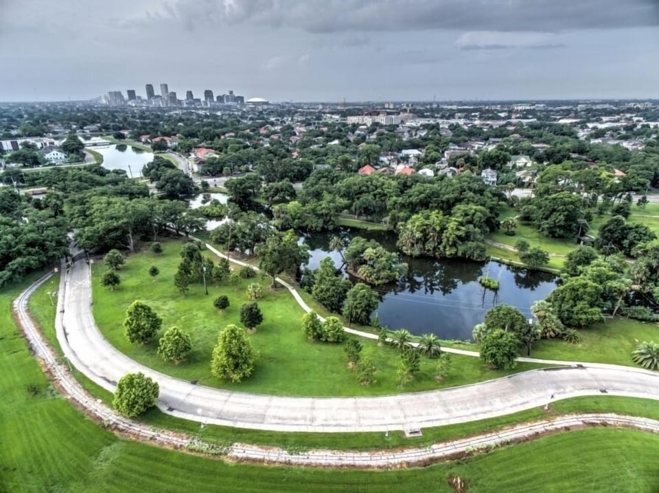 City Park 5 minutes driving distance